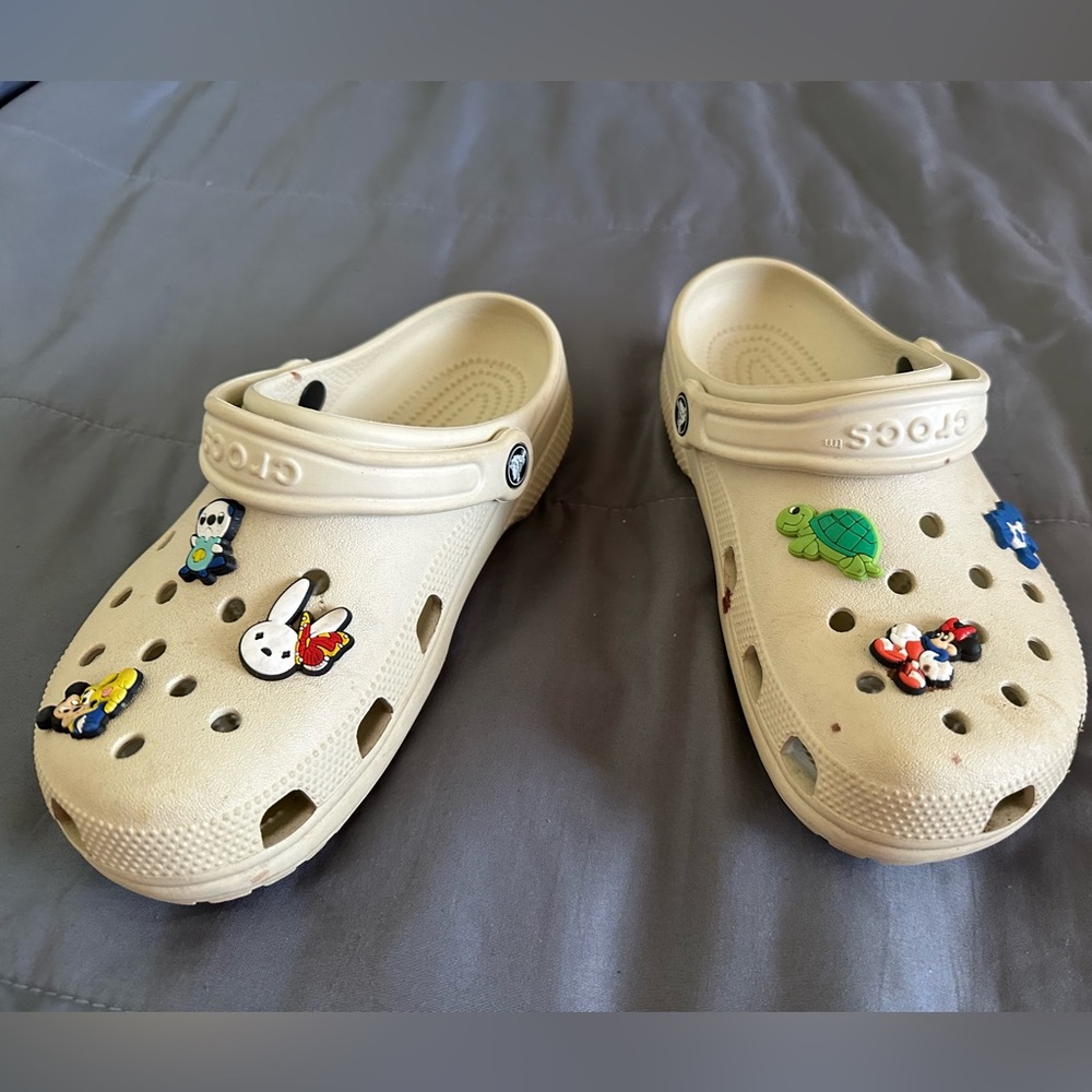 Uni-sex Adult Crocs